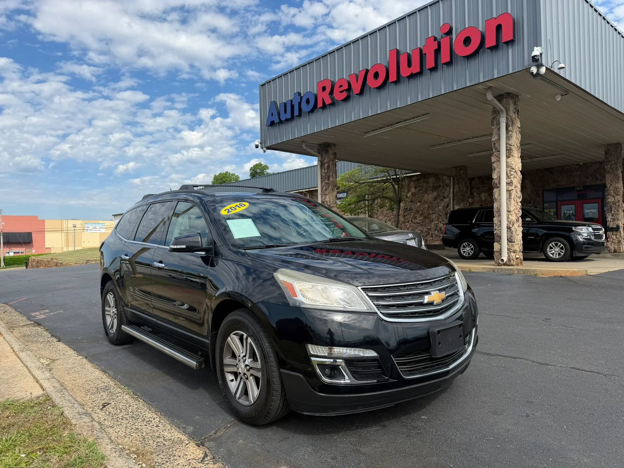 Used 2016 Chevrolet Traverse LT