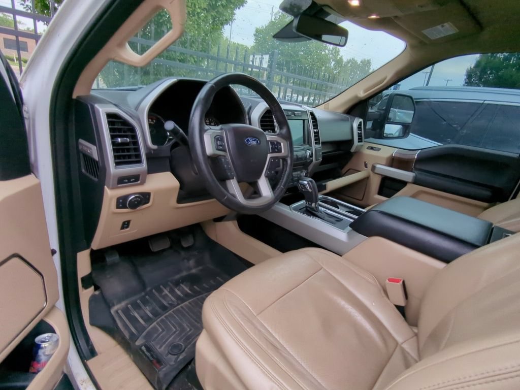 Used 2017 Ford F150 Lariat w/ Equipment Group 502A Luxury AWD/4WD image 8