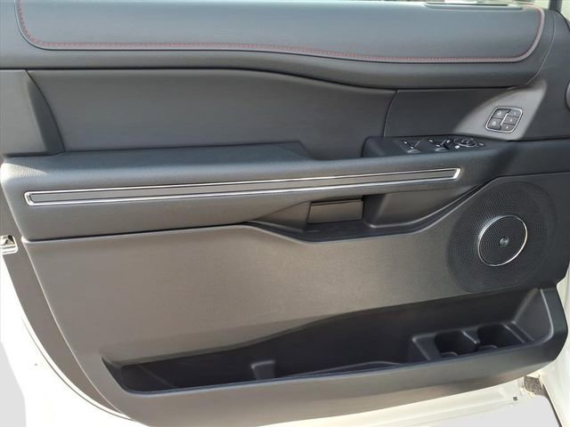 Used 2023 Ford Expedition Limited image 14