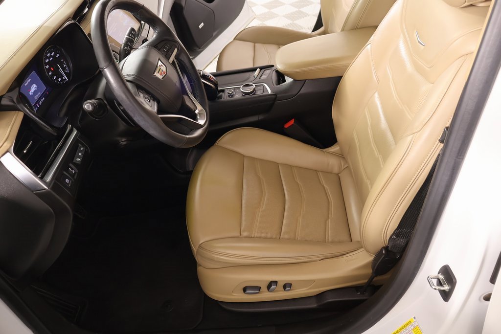 Used 2021 Cadillac XT6 Premium Luxury w/ Platinum Package image 11