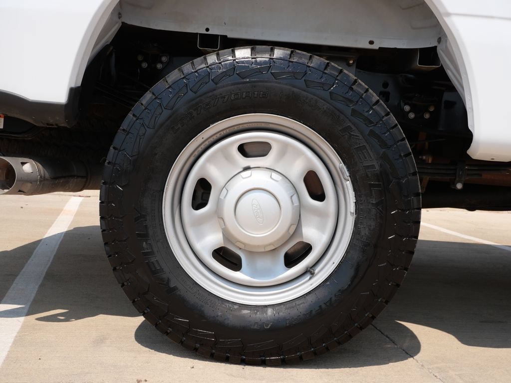 Used 2024 Ford F350 XL w/ FX4 Off-Road Package AWD/4WD image 10