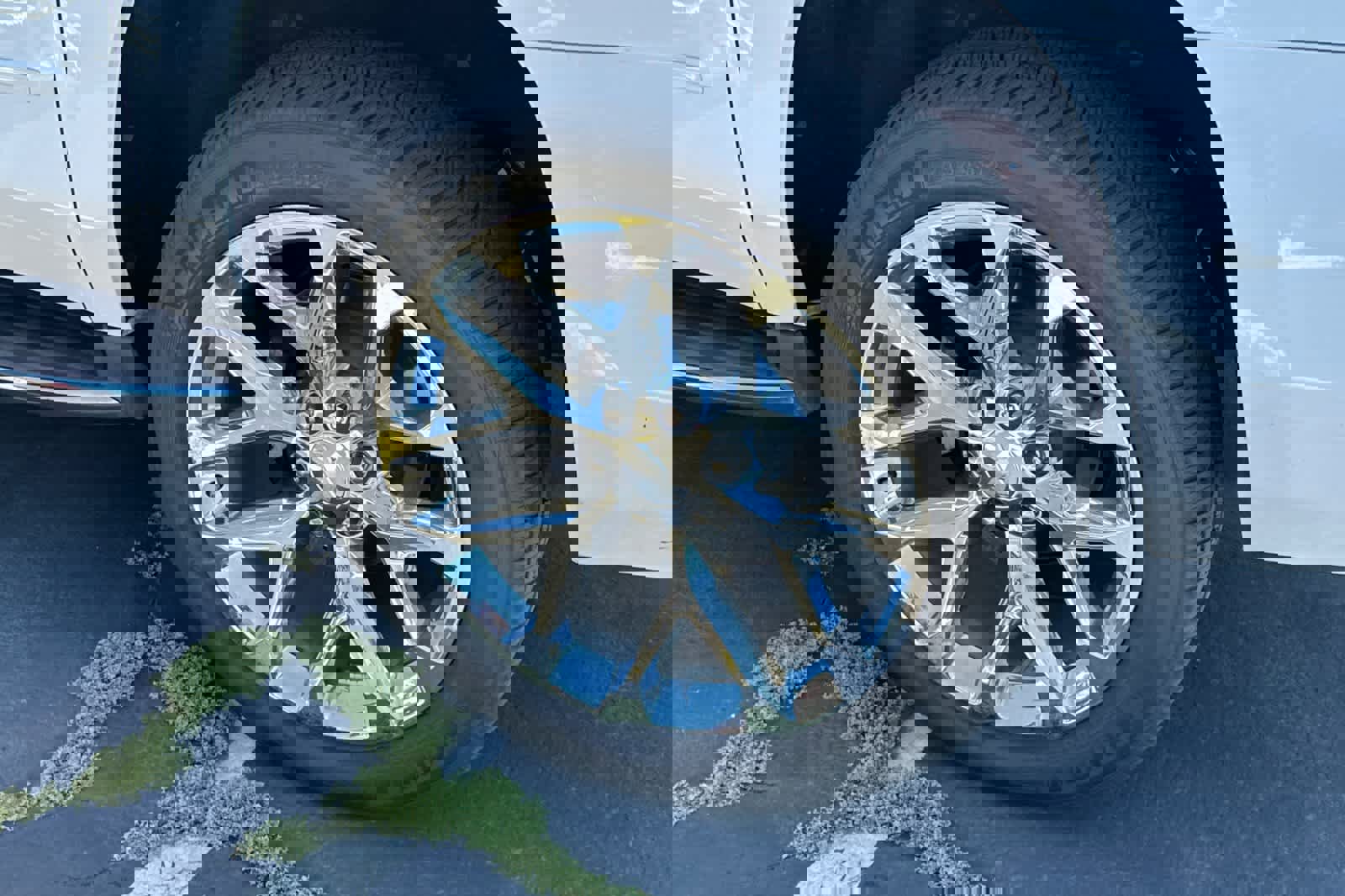 Used 2019 Chevrolet Suburban Premier AWD/4WD image 17