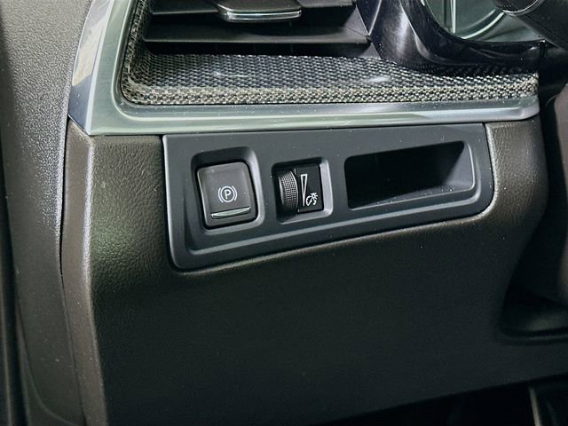 Certified 2023 Cadillac XT5 Sportv image 11