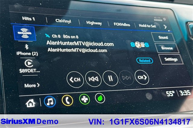 Used 2022 Chevrolet Bolt LT w/ Infotainment Package image 34