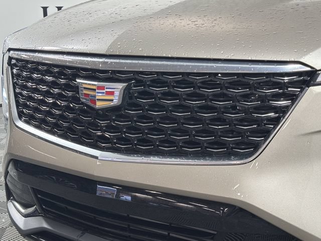 Used 2025 Cadillac XT4 Premium Luxury w/ Cold Weather Package FWD image 31