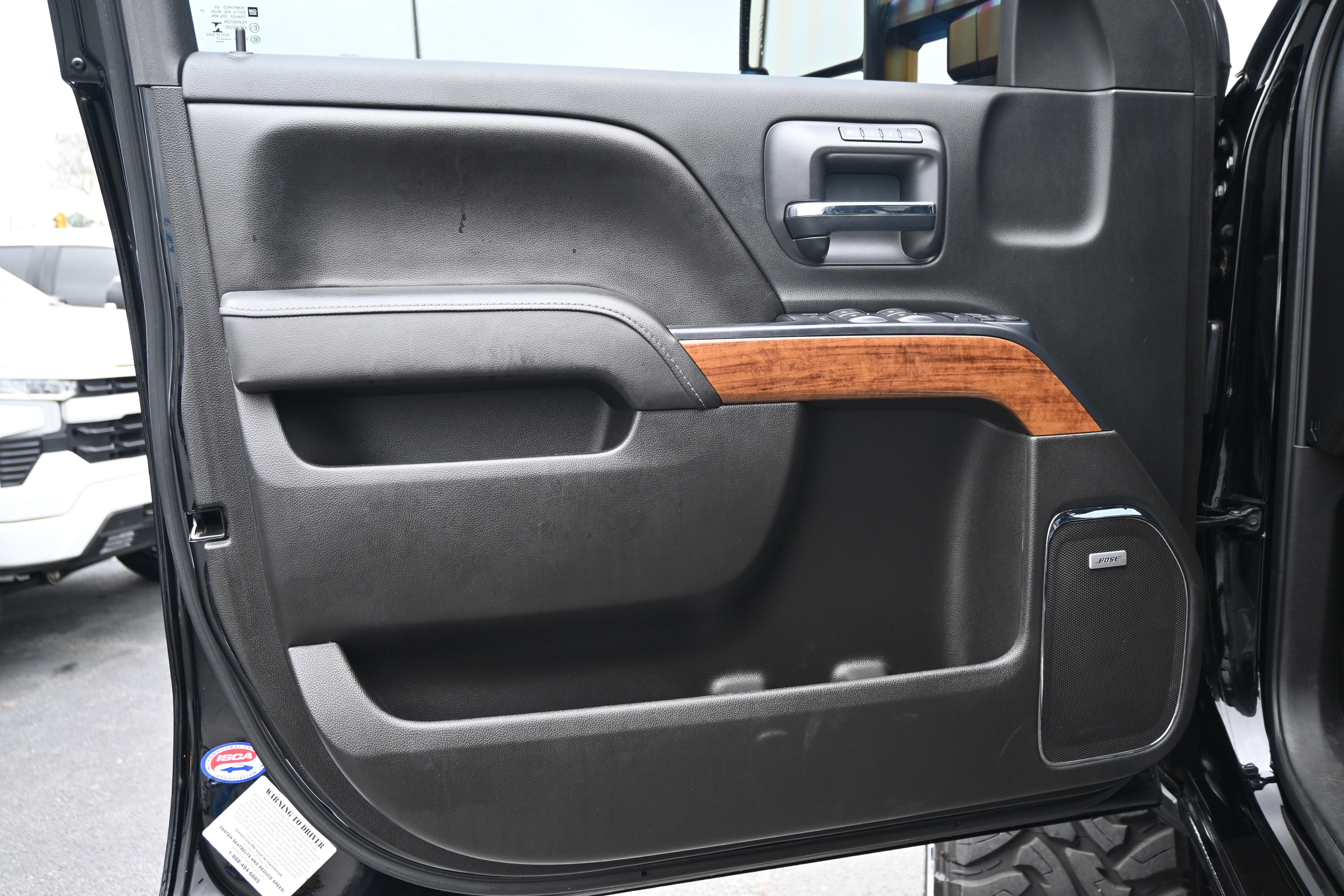 Used 2017 Chevrolet Silverado 2500 High Country w/ Duramax Plus Package image 26