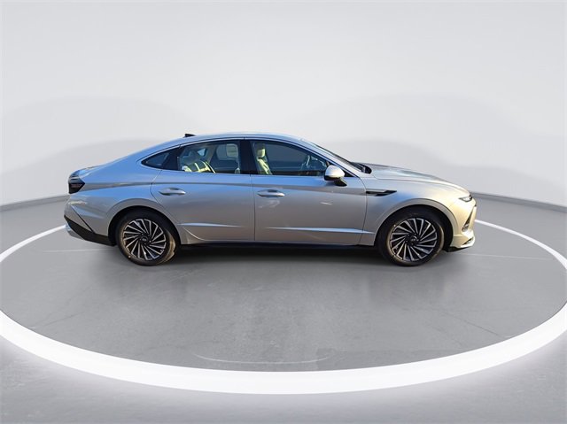 New 2025 Hyundai Sonata SEL image 2