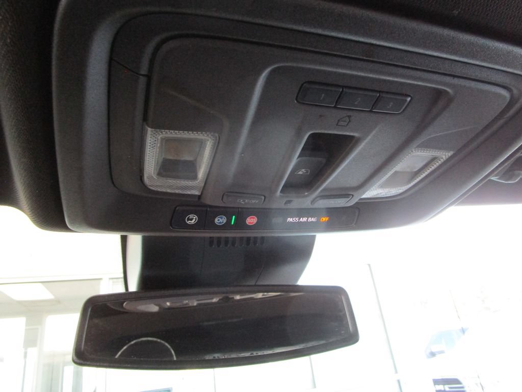 Used 2022 GMC Sierra 1500 SLT w/ SLT Premium Plus Package AWD/4WD image 49