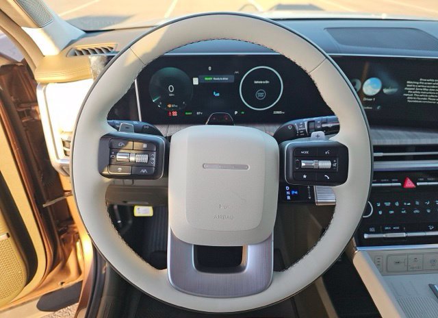 Used 2025 Hyundai Santa Fe Calligraphy FWD image 12