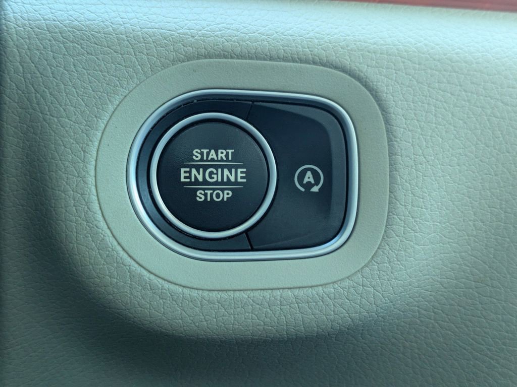 Used 2022 Mercedes-Benz GLE 350 image 30