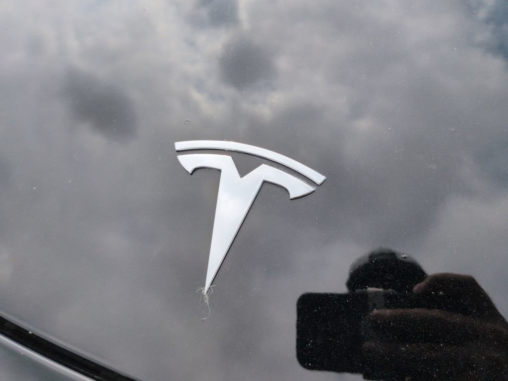 Used 2020 Tesla Model Y Long Range AWD/4WD image 31