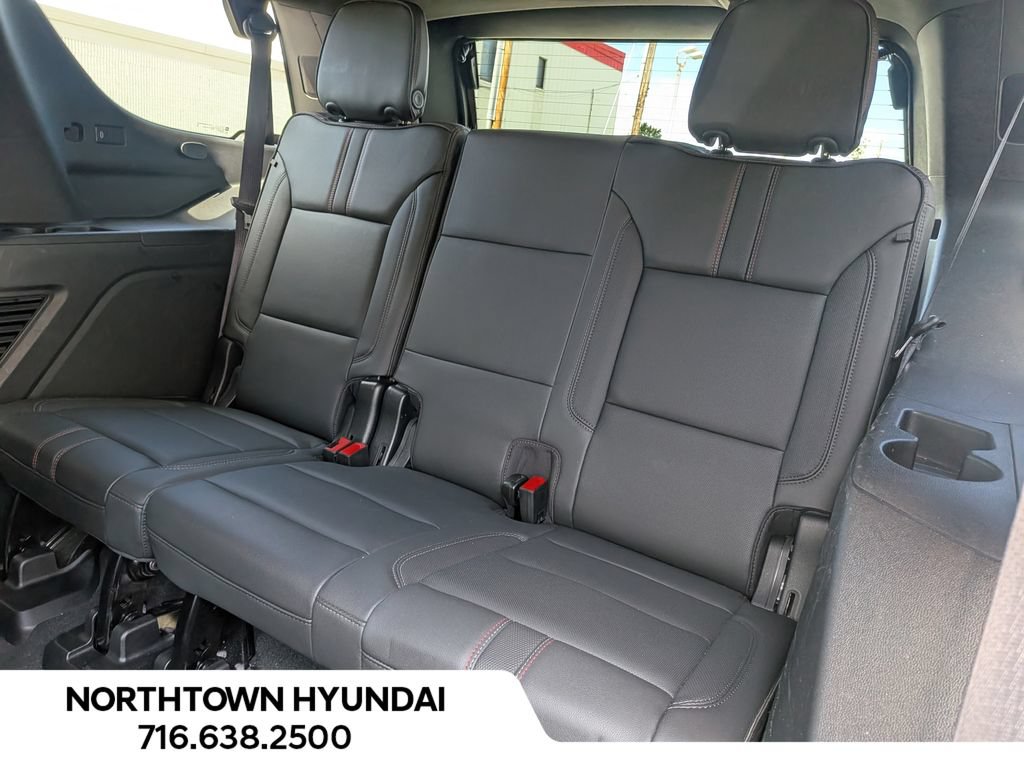 Used 2022 Chevrolet Tahoe RST w/ Luxury Package AWD/4WD image 31