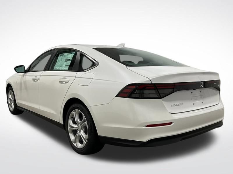 Certified 2023 Honda Accord LX image 3
