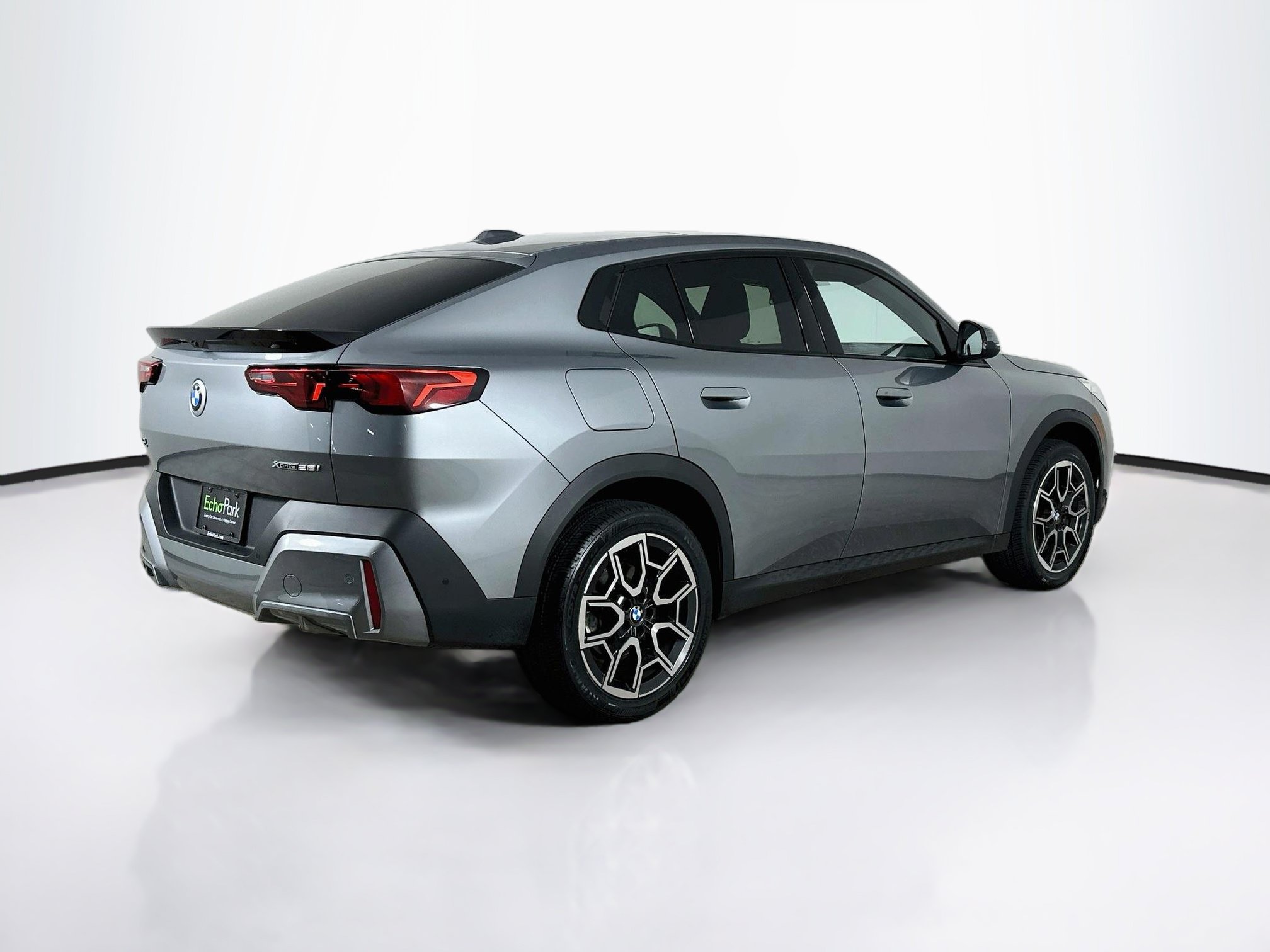 Used 2026 BMW X2 xDrive28i w/ Convenience Package AWD/4WD image 9