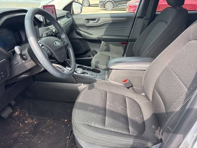 Used 2024 Ford Escape Active w/ Cold Weather Package image 9