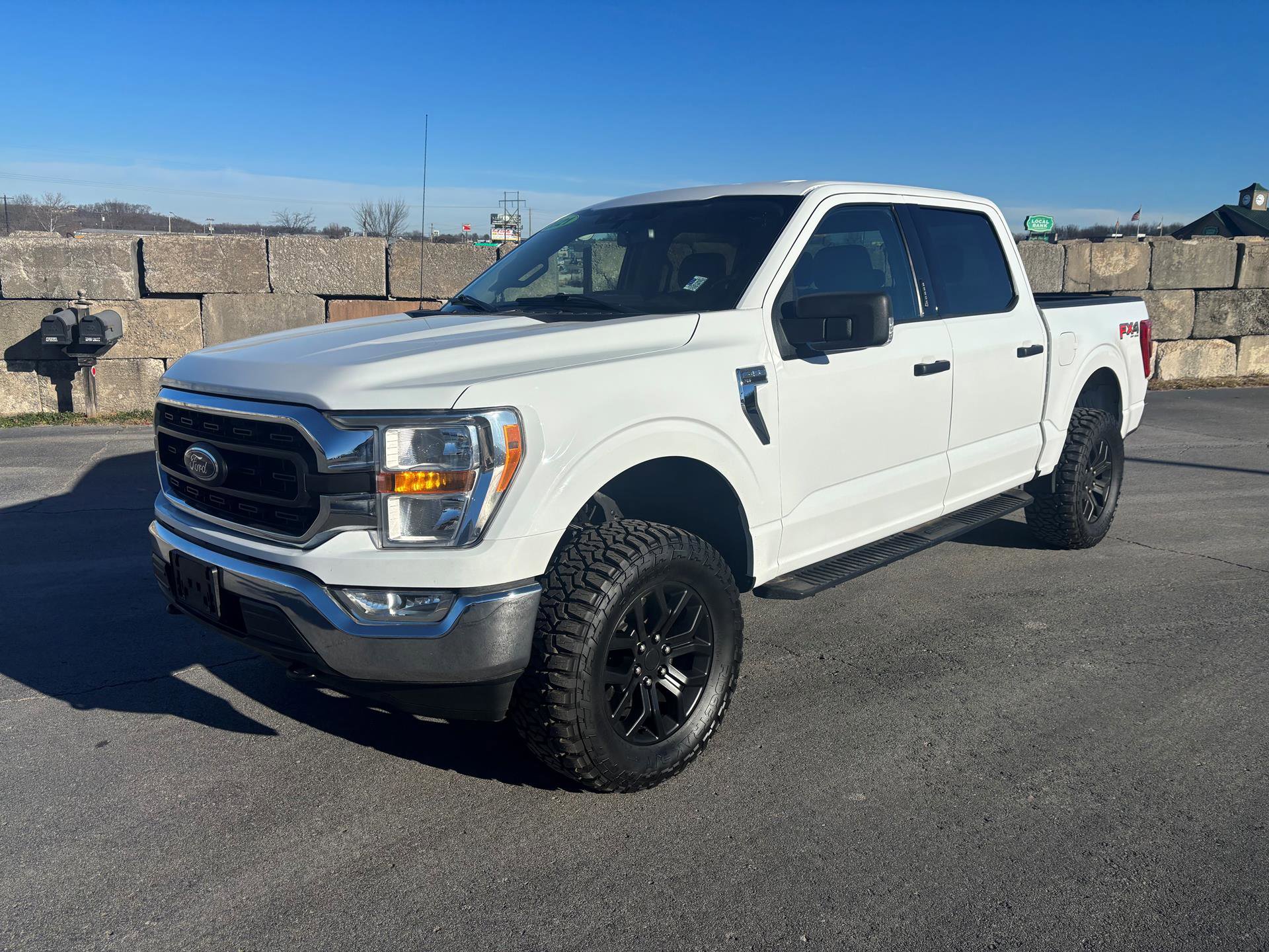 Used 2021 Ford F150 XLT w/ Equipment Group 301A Mid AWD/4WD image 3