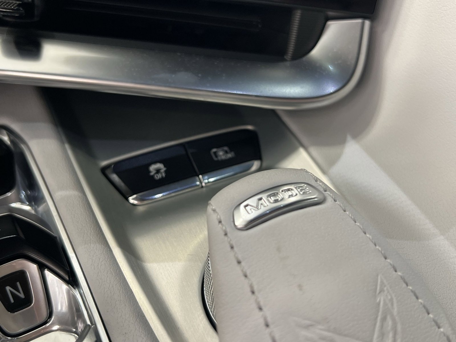 Used 2025 Chevrolet Corvette Stingray w/ Battery Protection Package image 28