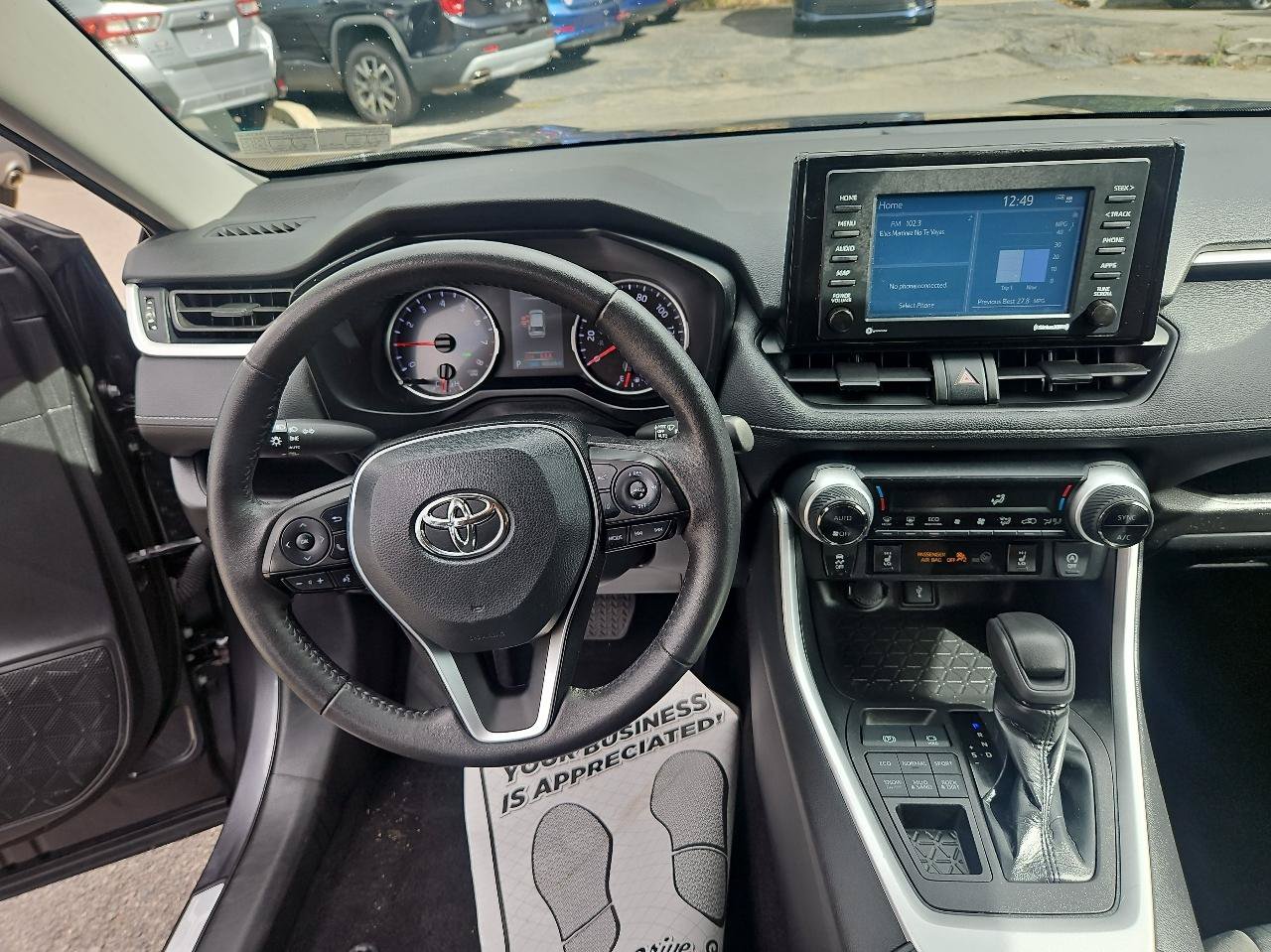 Used 2022 Toyota RAV4 XLE w/ Convenience Package AWD/4WD image 24