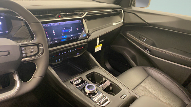 New 2026 Jeep Cherokee Overland AWD/4WD image 18