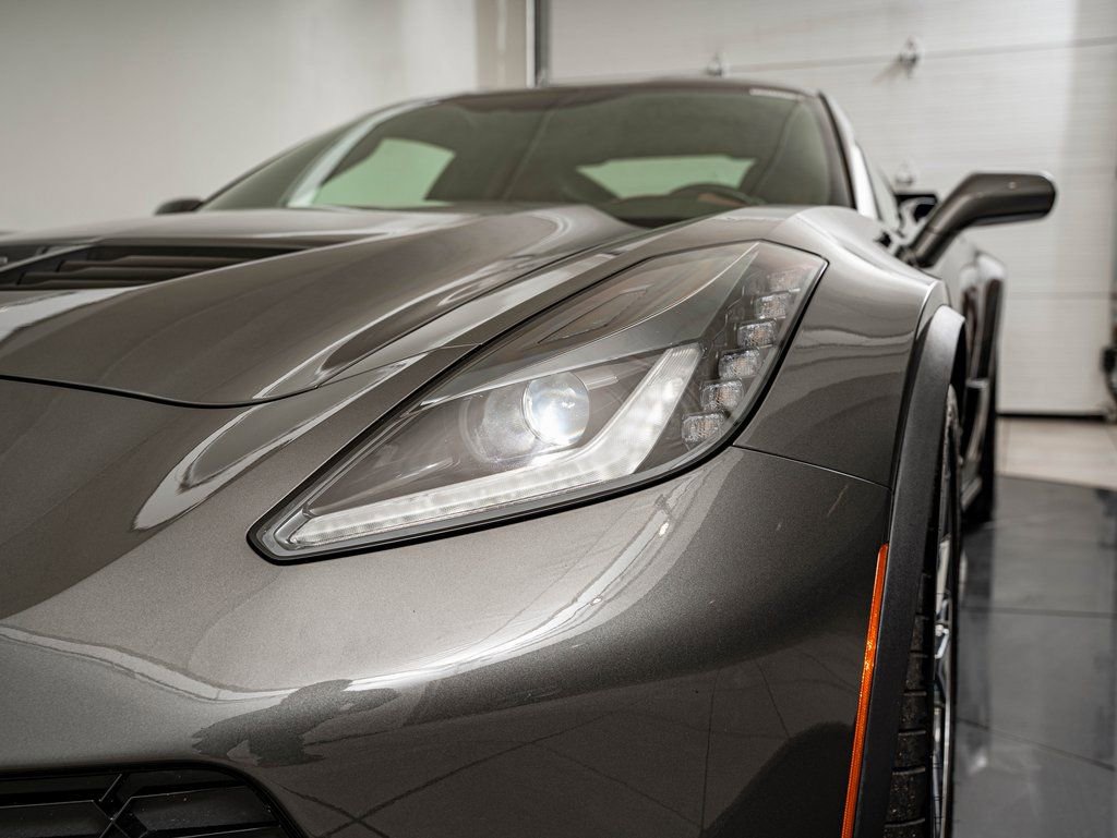 Used 2015 Chevrolet Corvette Z06 image 16