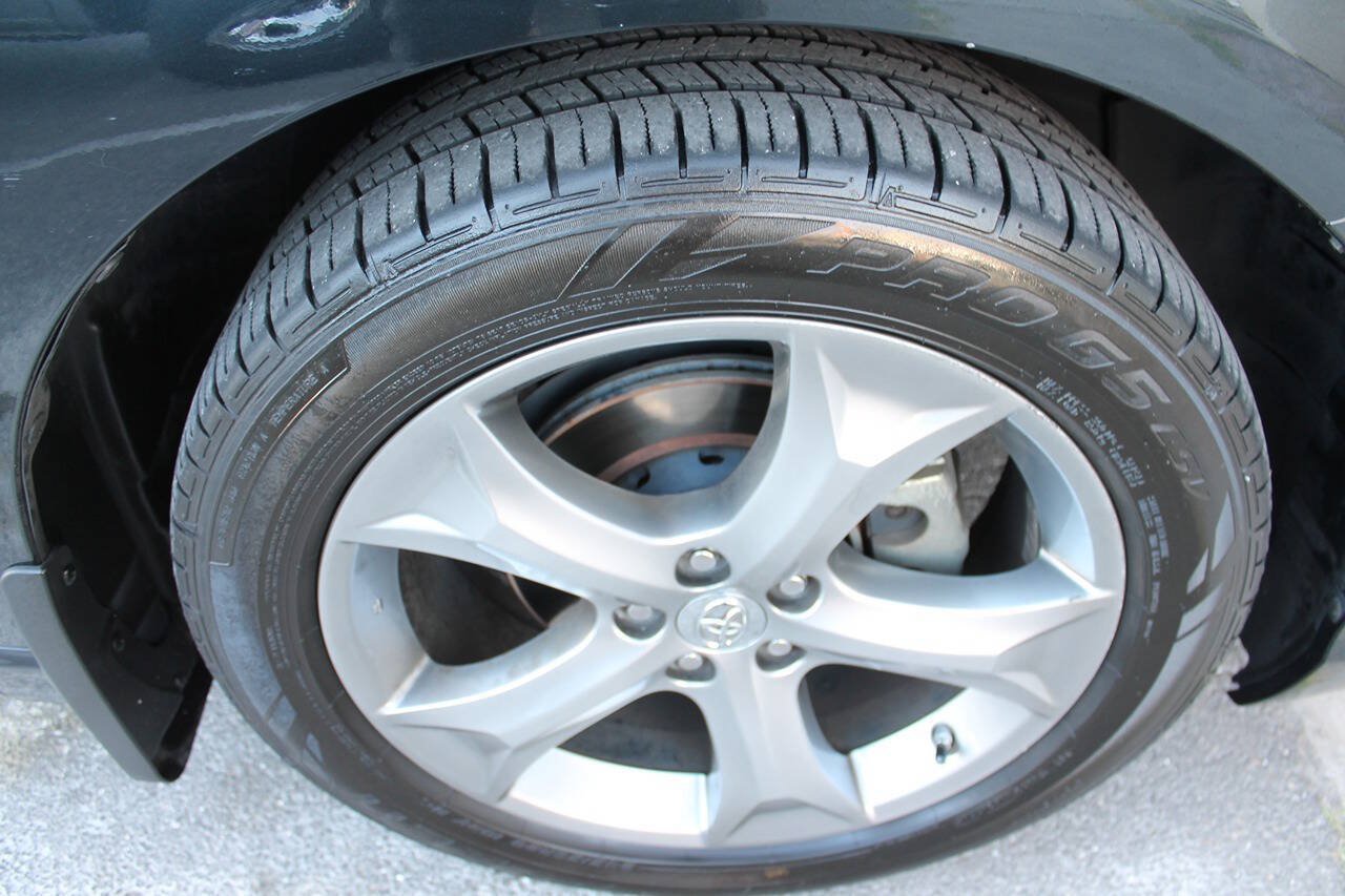 Used 2013 Toyota Venza Limited w/ Tow Prep Pkg AWD/4WD image 11