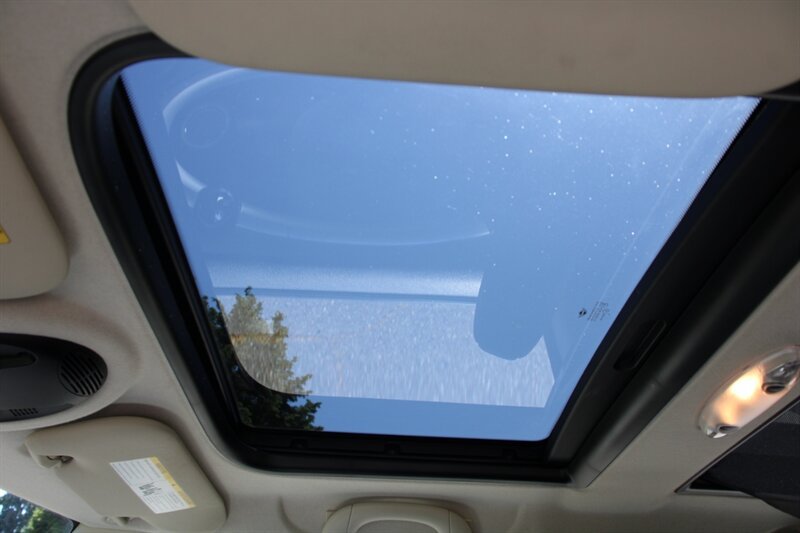 Used 2011 MINI Cooper Hardtop FWD image 9