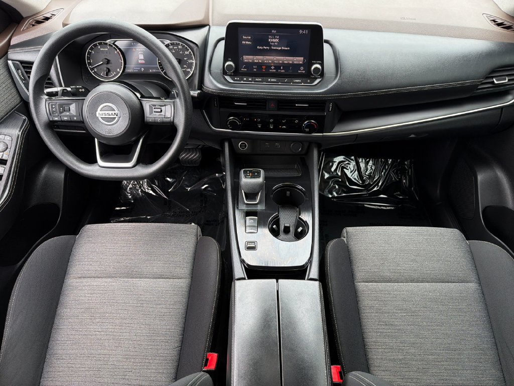 Used 2021 Nissan Rogue S FWD image 12