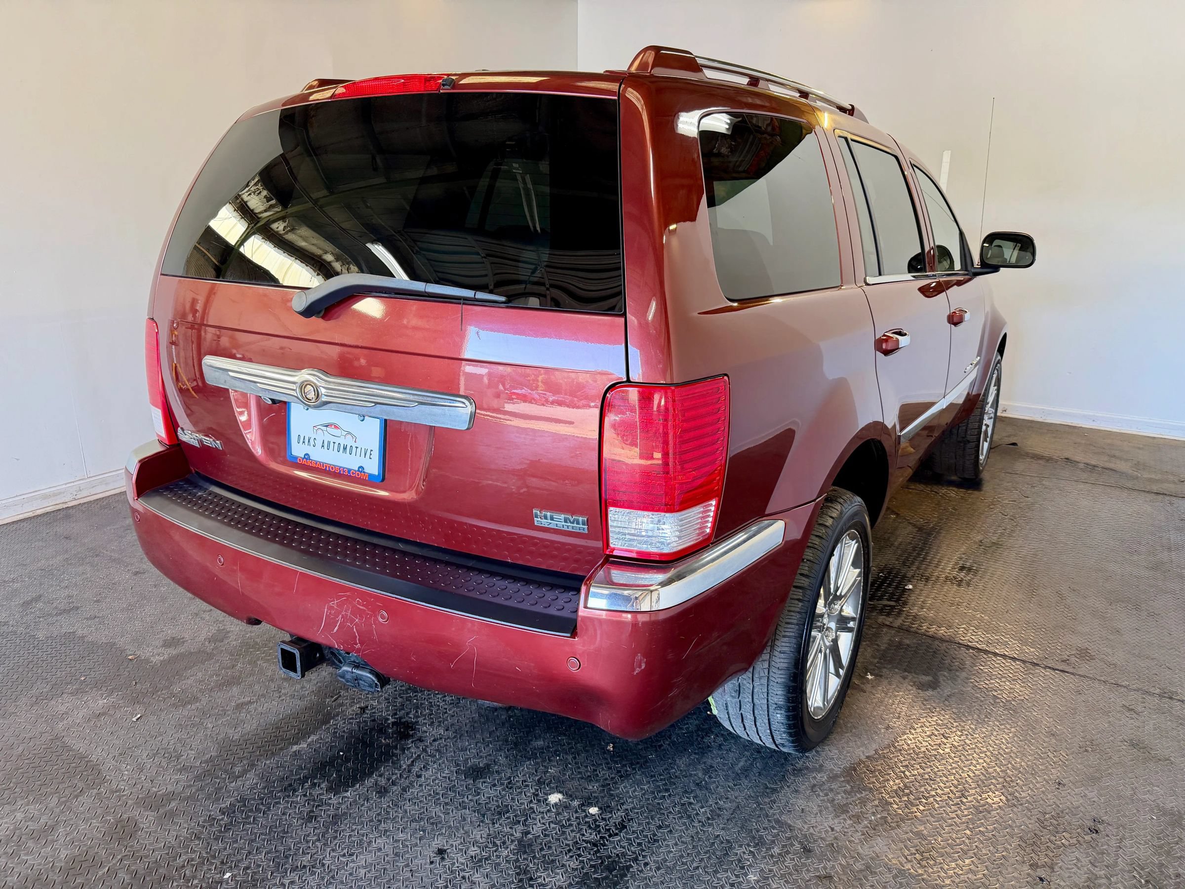 Used 2008 Chrysler Aspen Limited AWD/4WD image 7