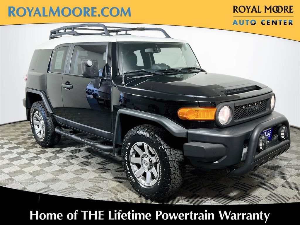 Used 2014 Toyota FJ Cruiser 4WD w/ Convenience Package image 1