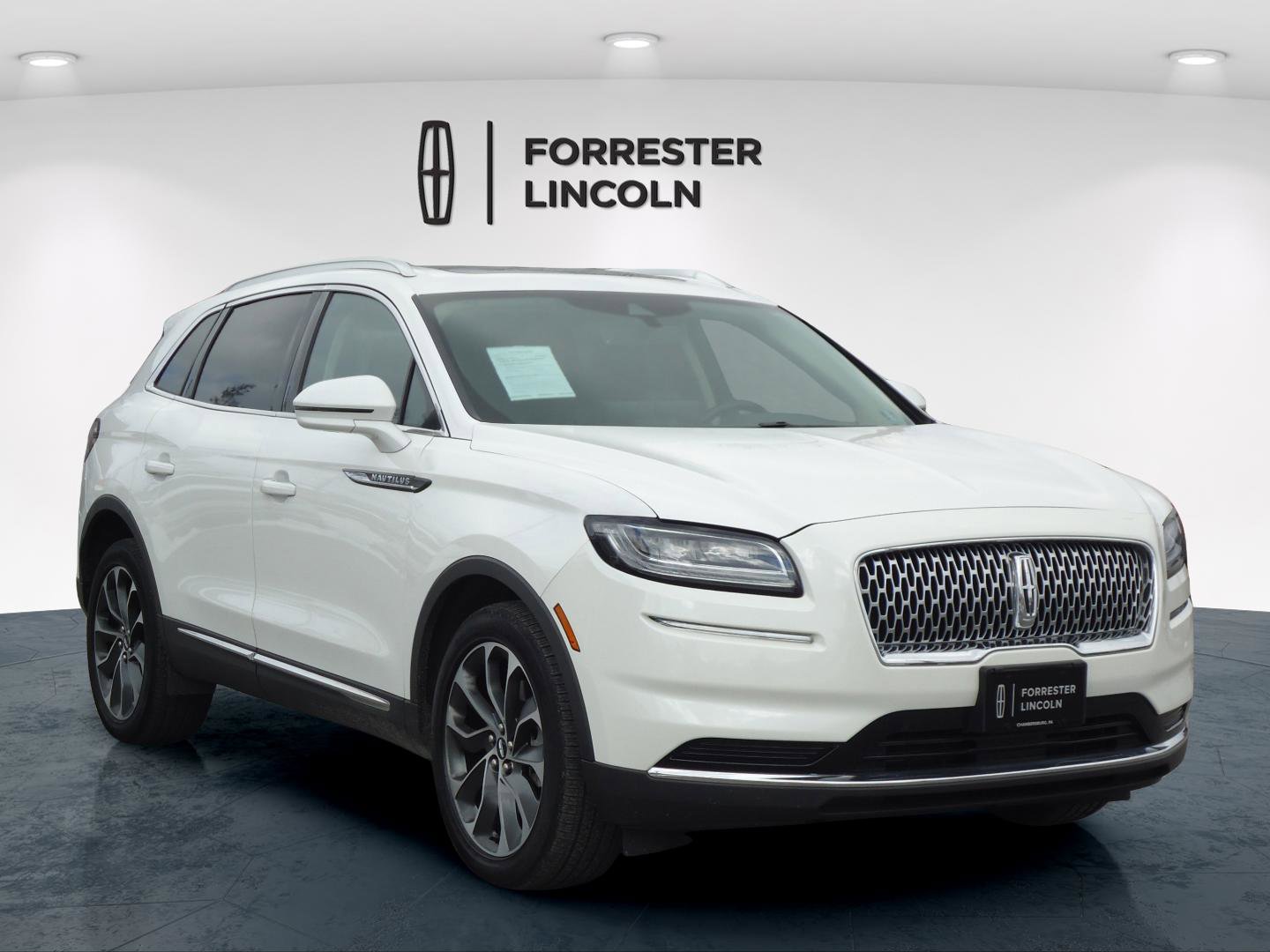 Used 2023 Lincoln Nautilus Reserve