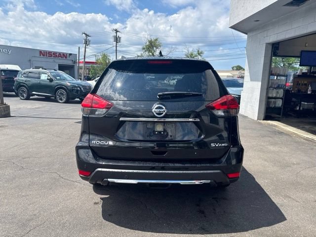 Used 2020 Nissan Rogue SV w/ Sun & Sound Touring Package AWD/4WD image 3