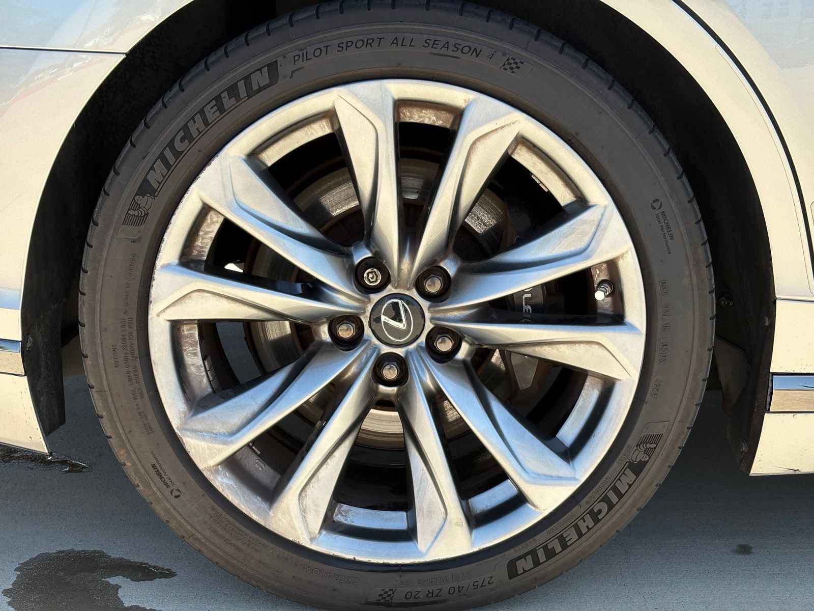 Used 2018 Lexus LS 500 F Sport w/ Performance Package RWD image 9