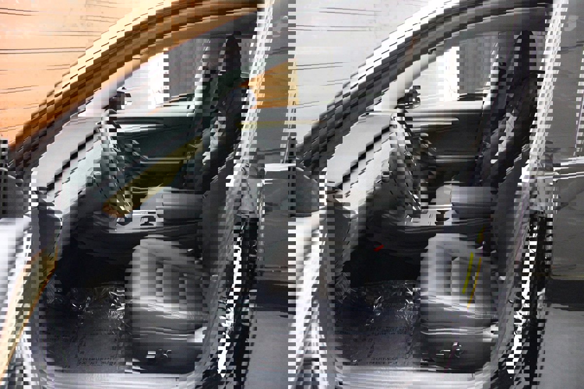 Used 2023 Tesla Model 3 Long Range image 19