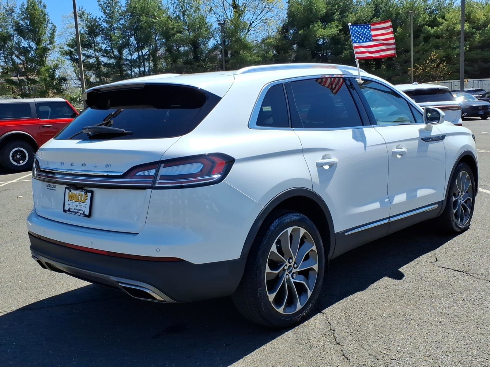 Used 2023 Lincoln Nautilus Reserve AWD/4WD image 6