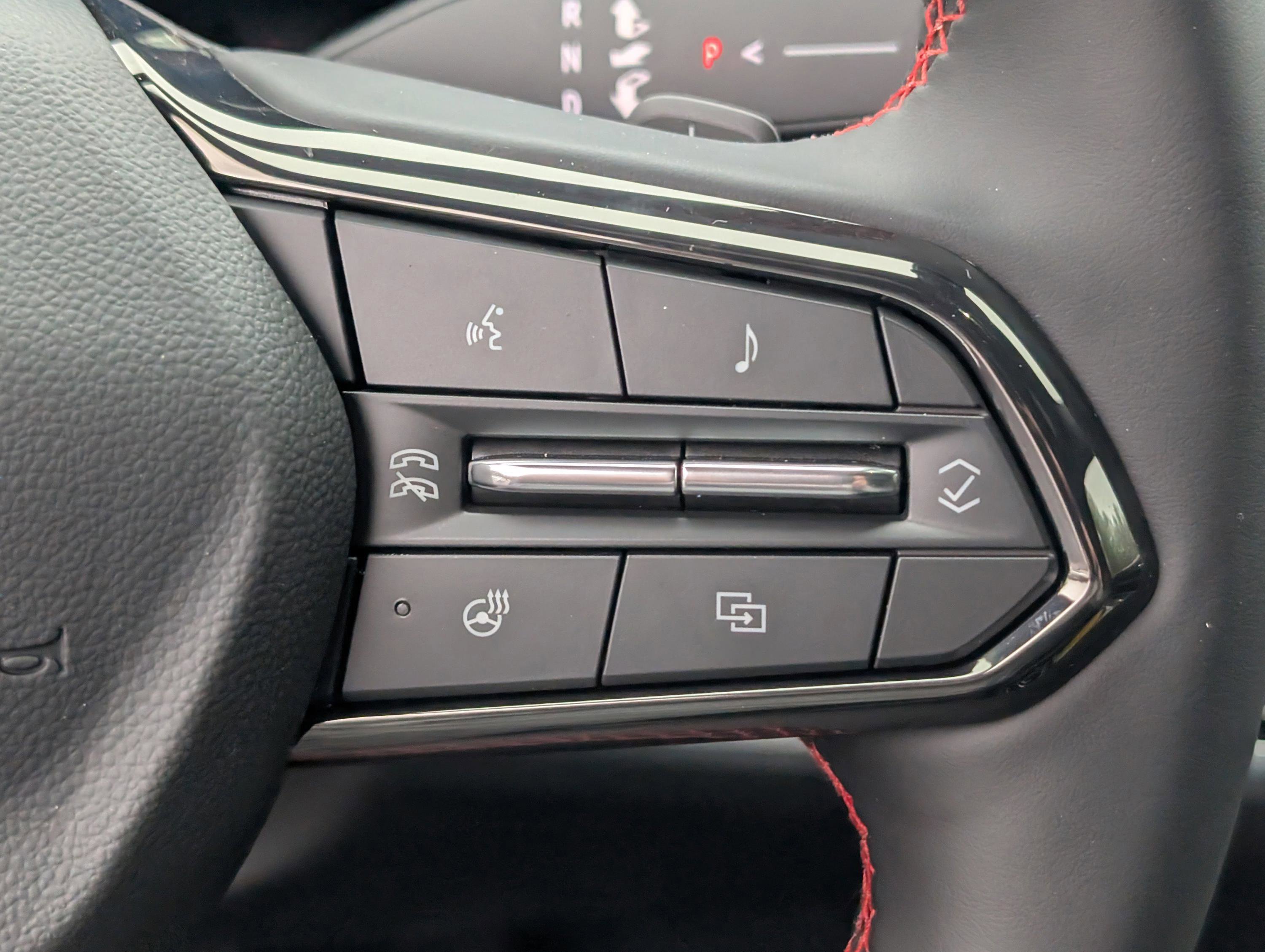 New 2026 Chevrolet Equinox RS image 18