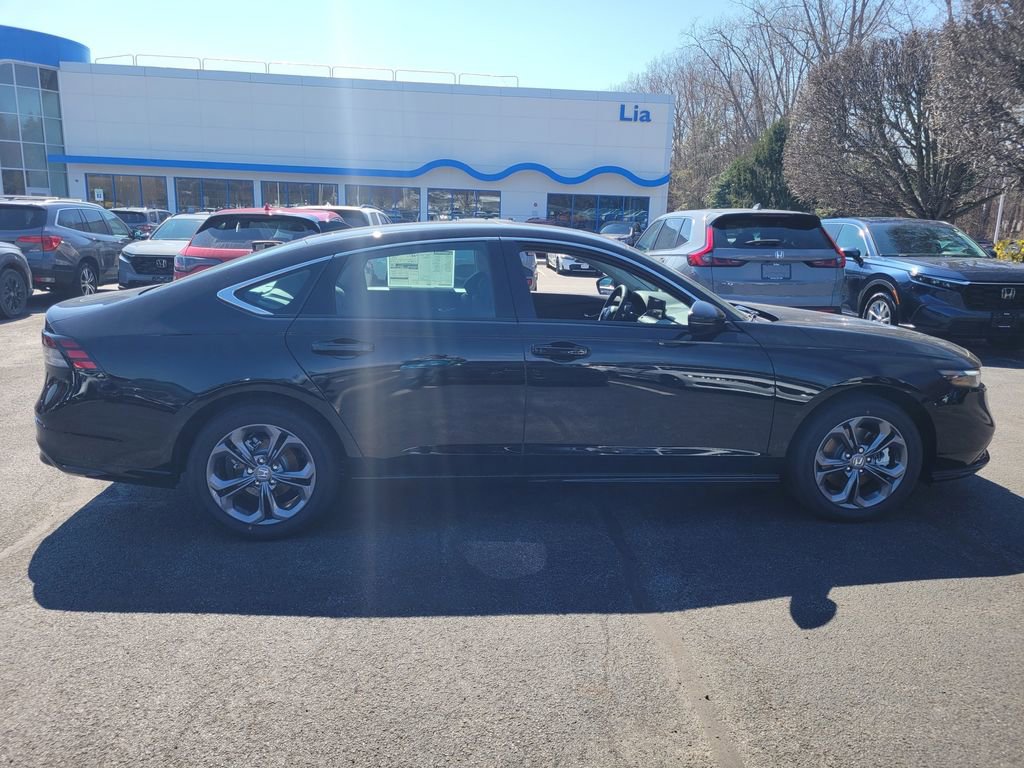 New 2026 Honda Accord EX-L image 2