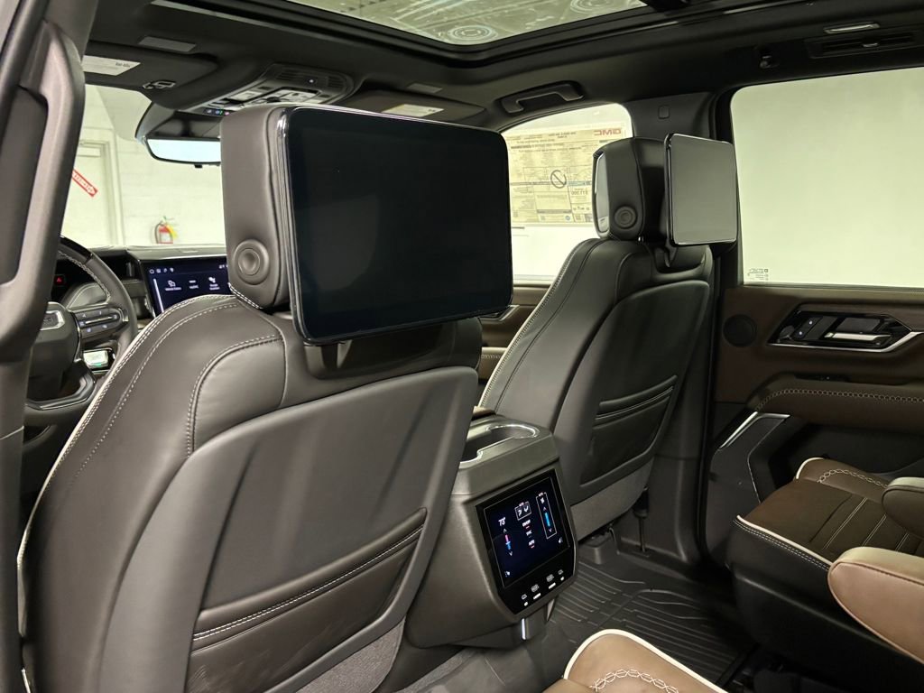 New 2026 GMC Yukon XL Denali Ultimate w/ LPO, Floor Liner Package image 35