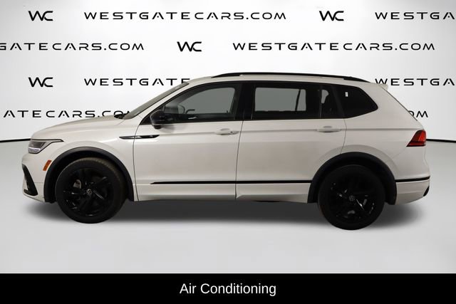 Used 2023 Volkswagen Tiguan SE R-Line AWD/4WD image 5