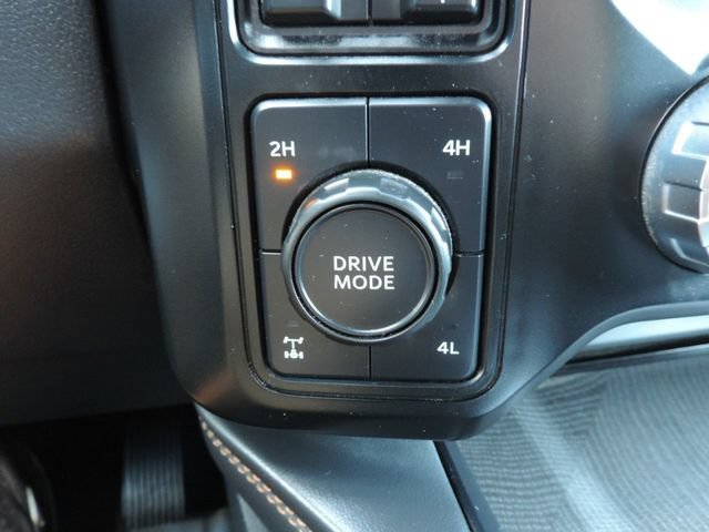 Used 2023 Ford F350 Platinum AWD/4WD image 30