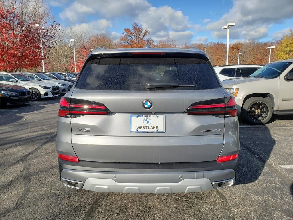 New 2026 BMW X5 xDrive40i w/ Climate Comfort Package image 5