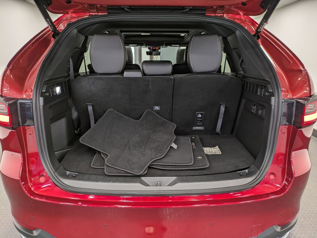 Used 2025 MAZDA CX-90 3.3 Turbo w/ Premium Plus Pkg image 24
