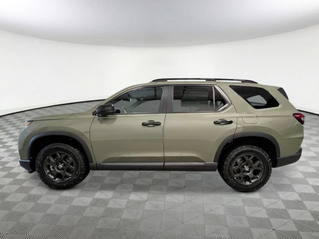 New 2026 Honda Pilot TrailSport image 3