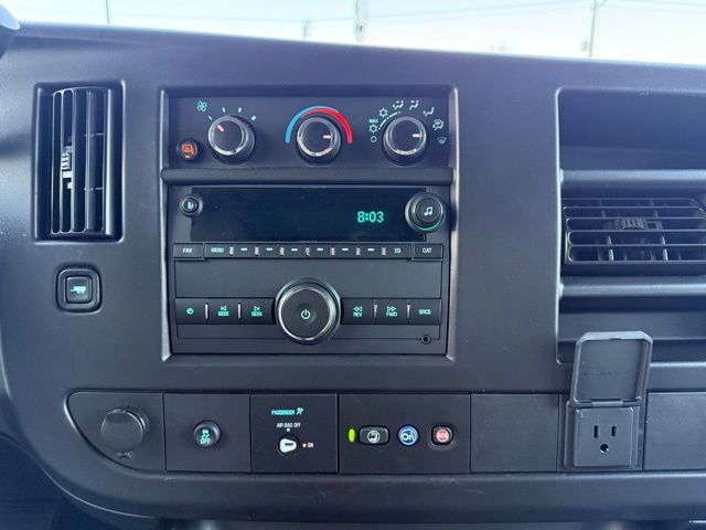 Used 2025 Chevrolet Express 3500 LS w/ Chrome Appearance Package image 26