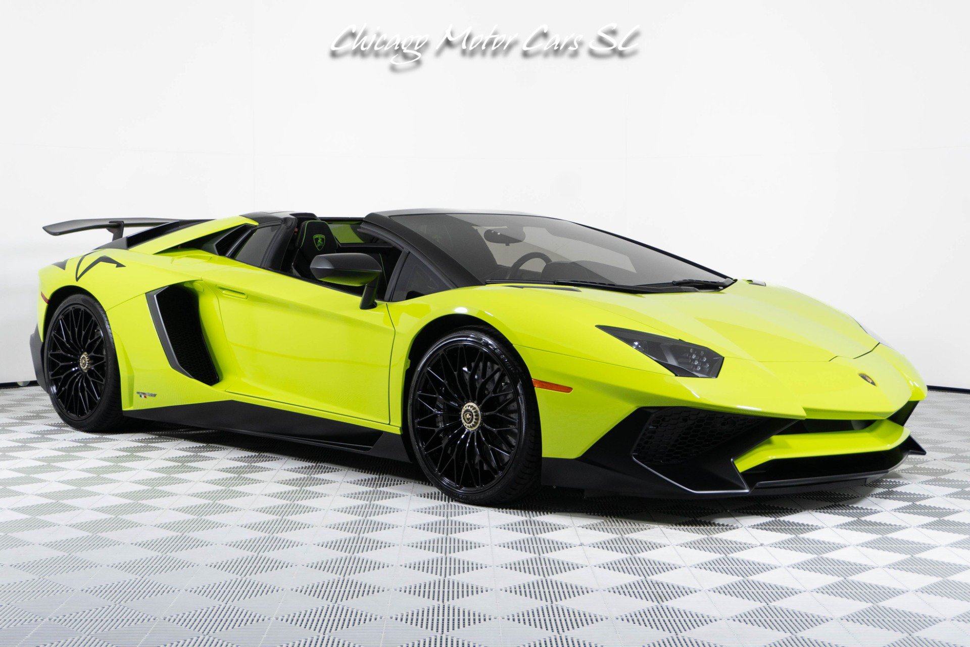 Used 2016 Lamborghini Aventador LP 750-4 Superveloce AWD/4WD image 4