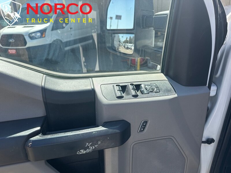 Used 2018 Ford F350 XL w/ Power Equipment Group AWD/4WD image 16