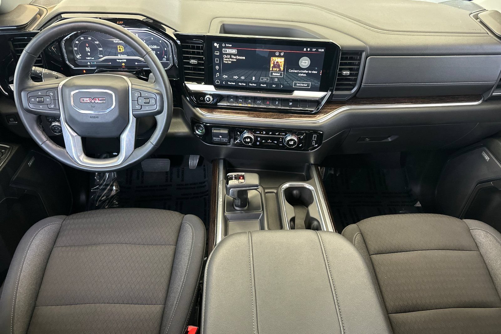 Used 2023 GMC Sierra 1500 Elevation w/ Preferred Package RWD image 15