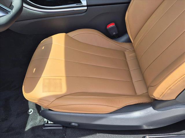 New 2026 Mercedes-Benz CLE 300 4MATIC Coupe image 4