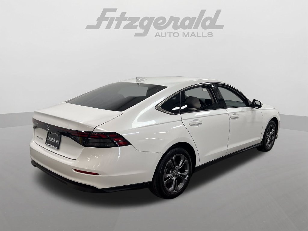 Used 2023 Honda Accord EX image 6