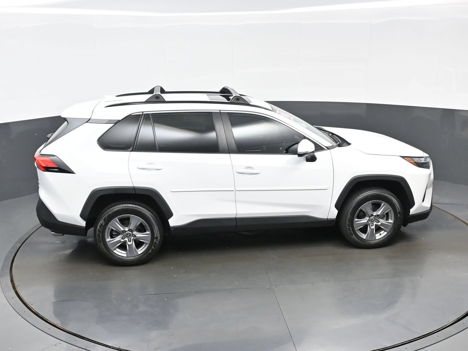 Used 2022 Toyota RAV4 XLE w/ Convenience Package AWD/4WD image 43