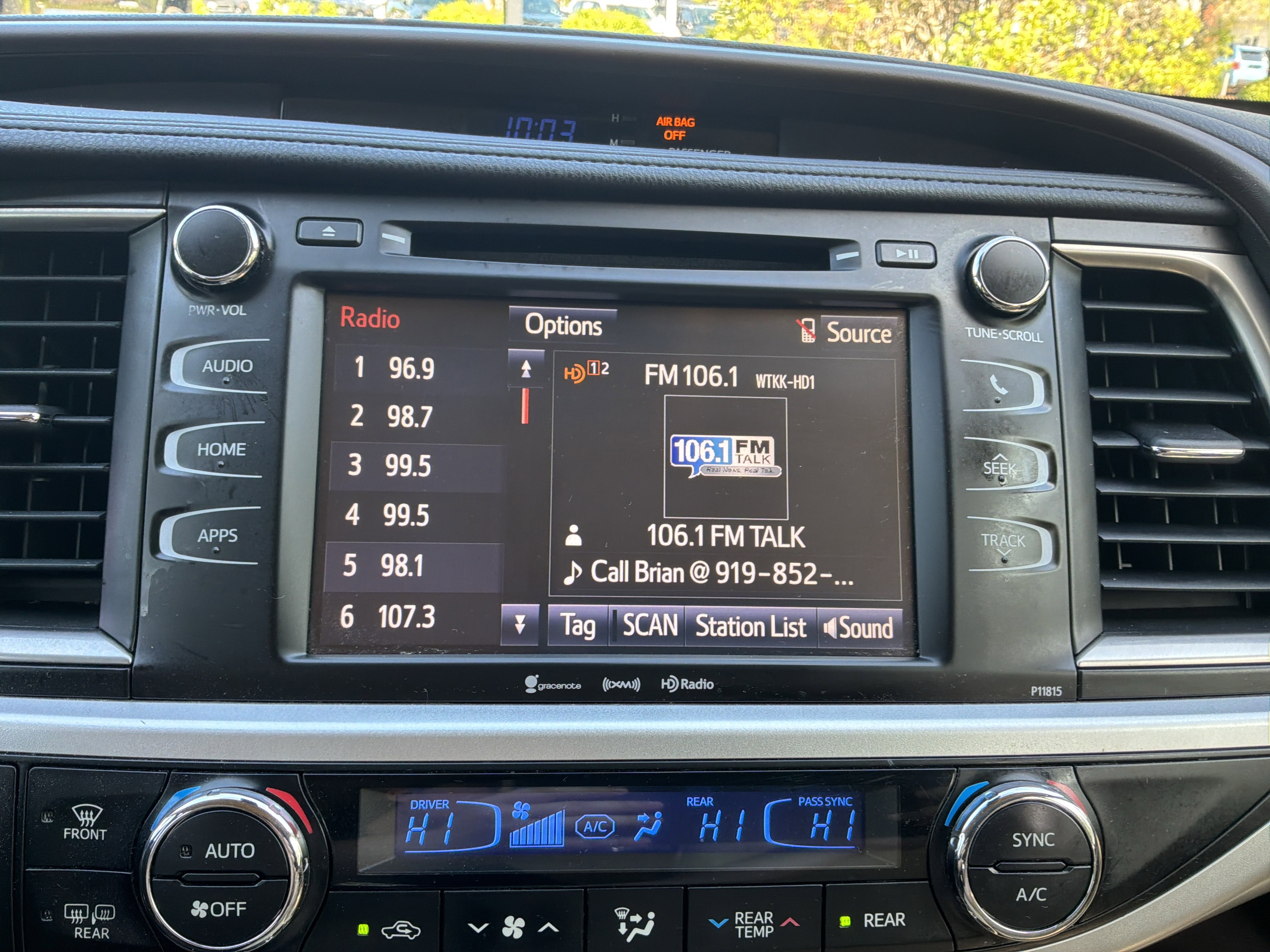 Used 2019 Toyota Highlander Plus FWD image 23